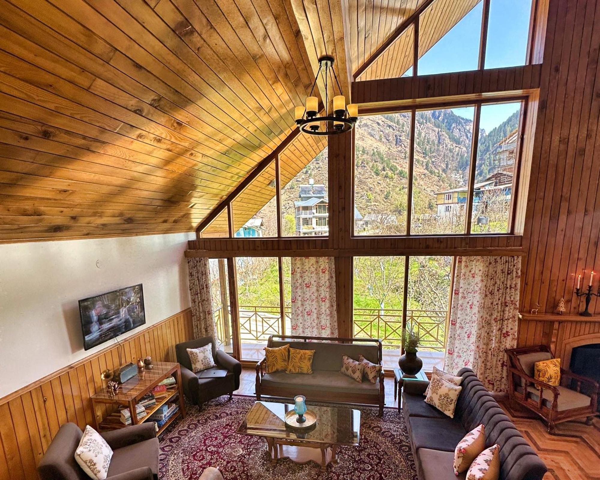 The Wooden Chalet, Manali Экстерьер фото